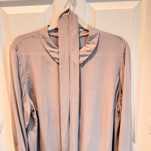 Woman's Silk Blouse, Gray/Lavender, Size 16, Boden USA - Picture 10 of 11